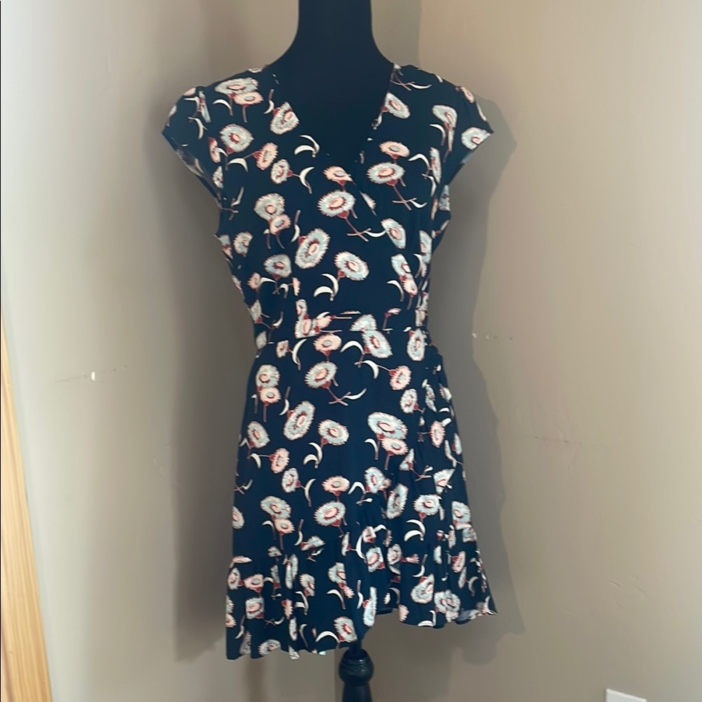 J. Crew Navy Floral Faux Wrap Ruffle Dress Size 8 - Picture 2 of 7